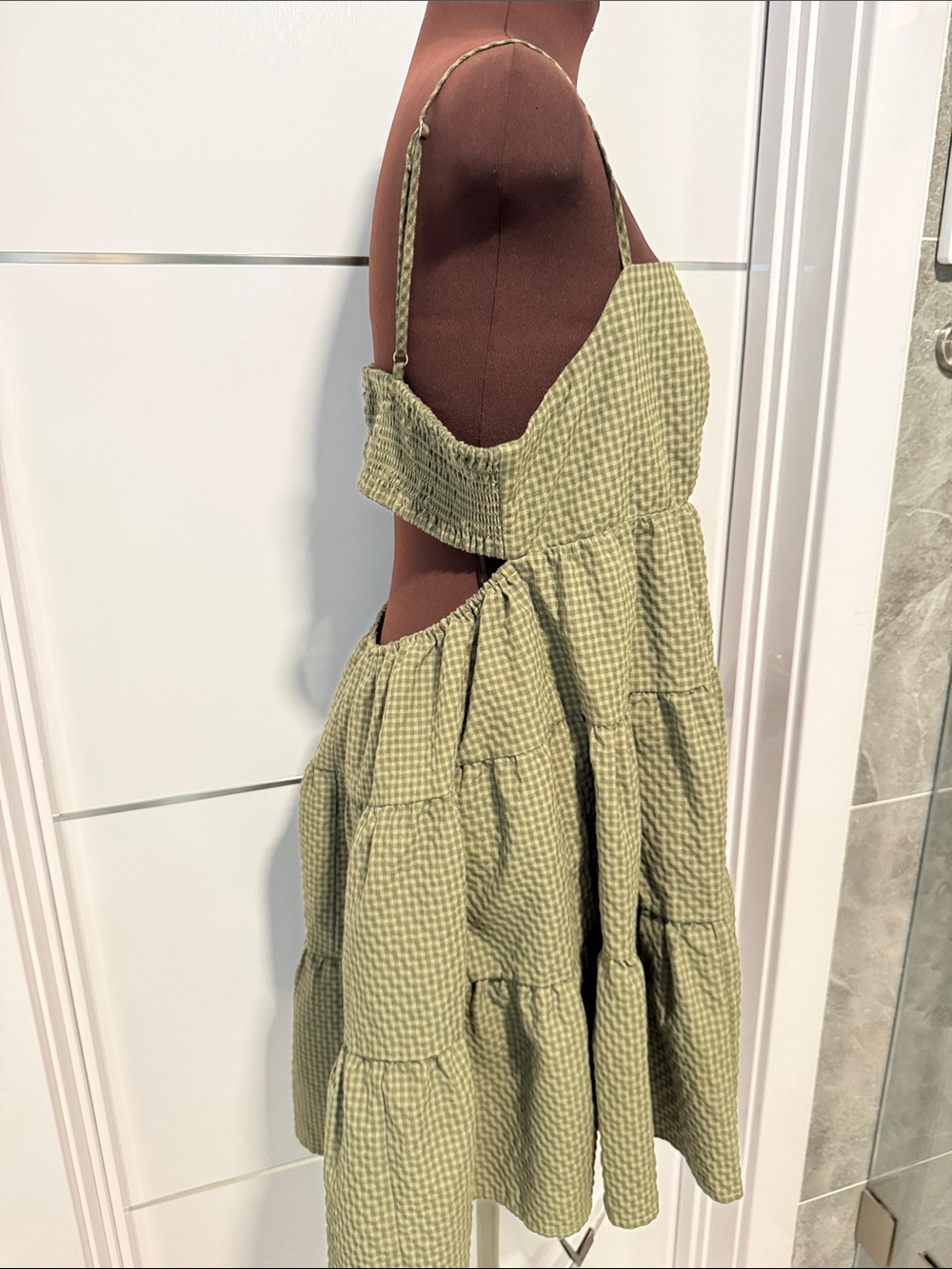 NWOT Urban Outfitters Kimchi Blue Olive Green Tiered Backless Sundress Size XL - Picture 10 of 11